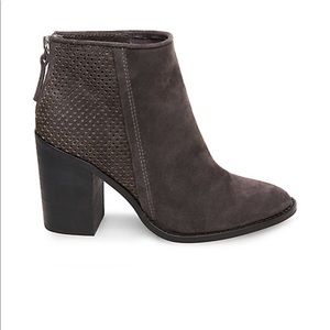 Steve Madden Replay Booties